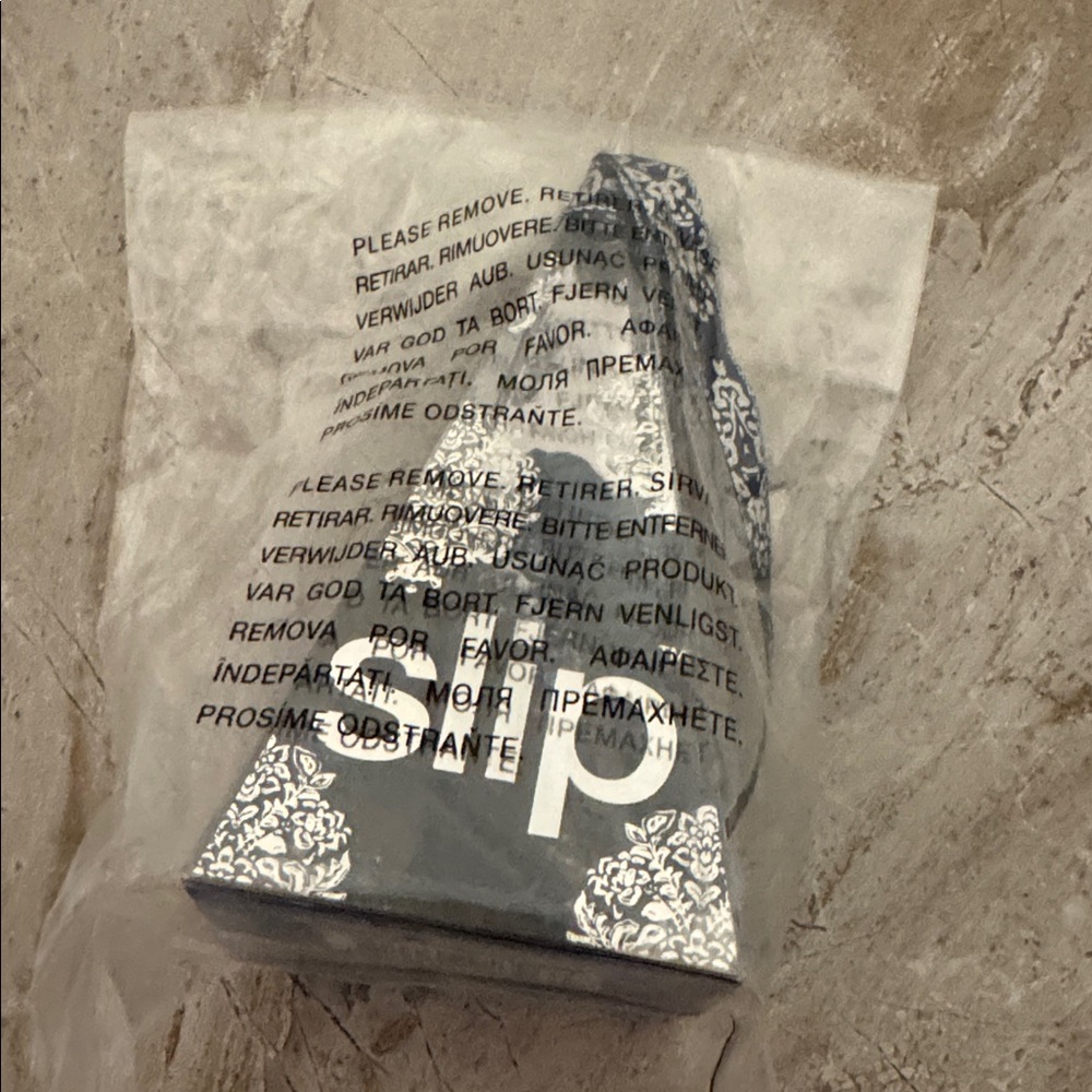Slip hair ties ornament - Picture 2 of 2